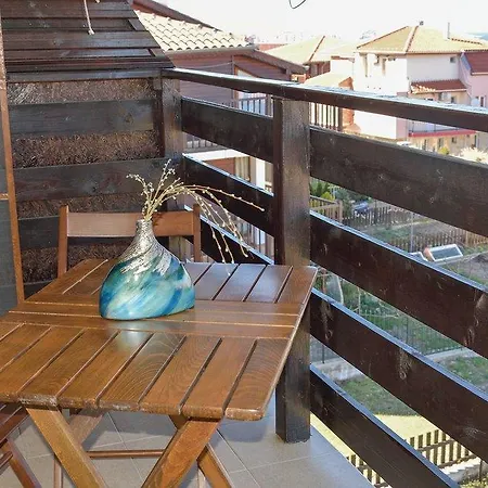 Two-bedroom In 公寓